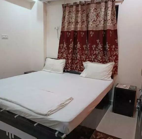 Hotel Maharaja Galaxy By Wb Inn