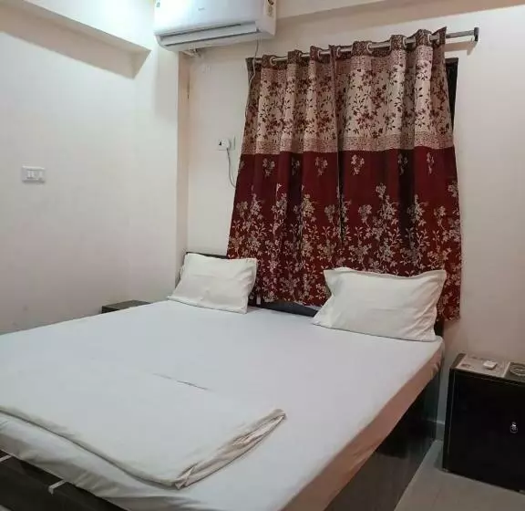 Hotel Maharaja Galaxy By Wb Inn