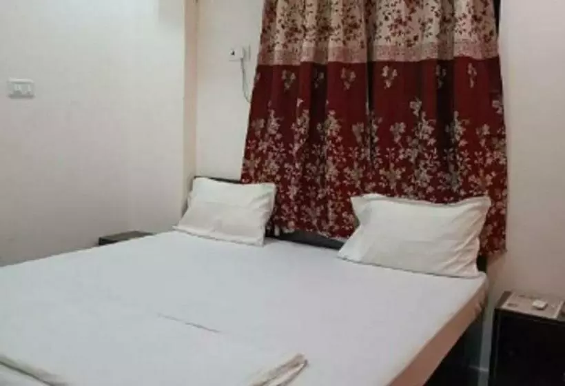 Hotel Maharaja Galaxy By Wb Inn