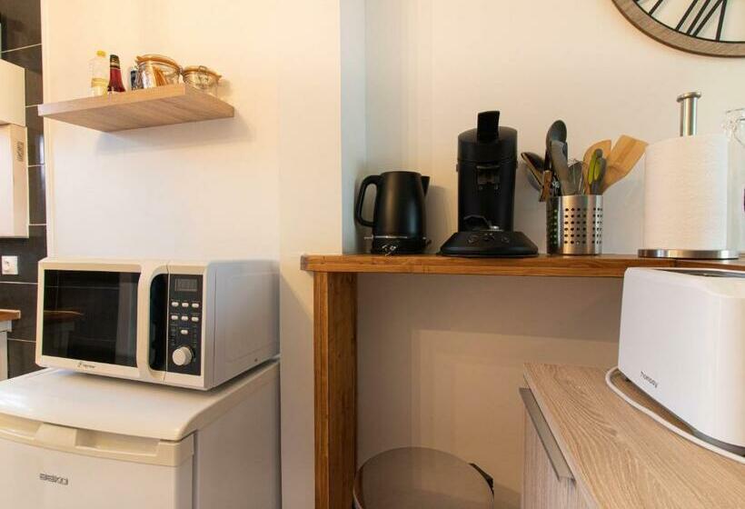 Le Pic Vert De Bergerac Idéal Pro, Solo, Couples Studio Au Calme Parking Gratuit 400m Hôpi