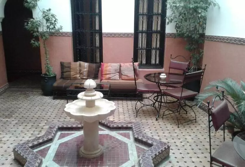 پانسیون Riad Le Minasdam