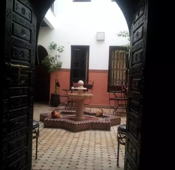 پانسیون Riad Le Minasdam