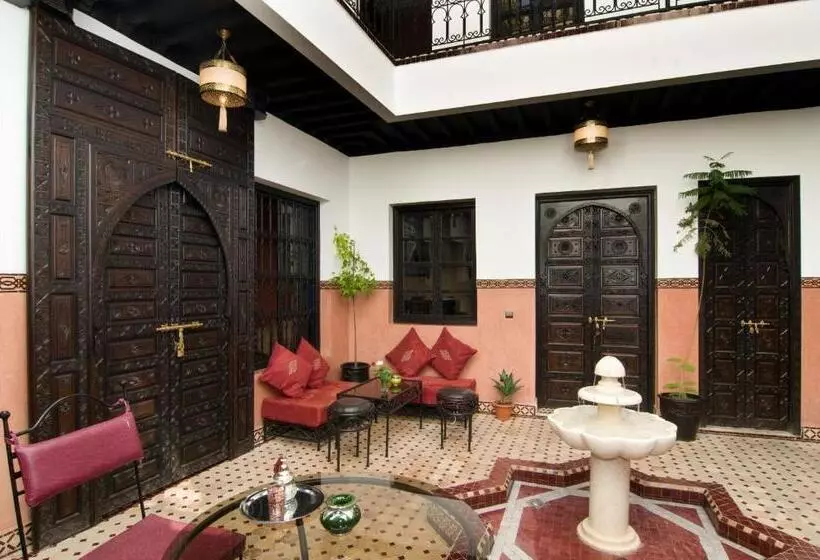 پانسیون Riad Le Minasdam
