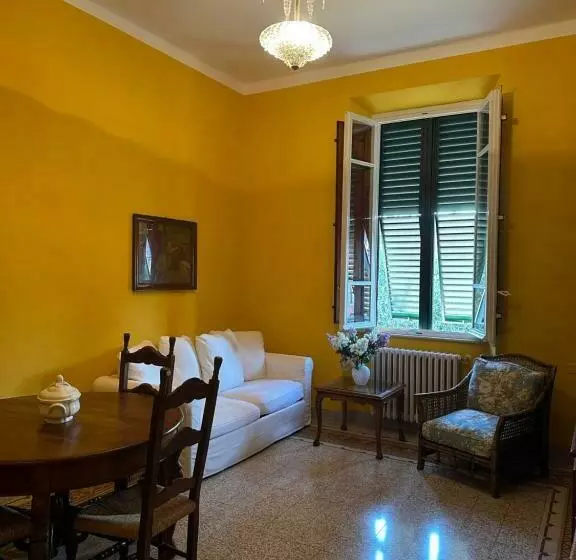 Augusto House