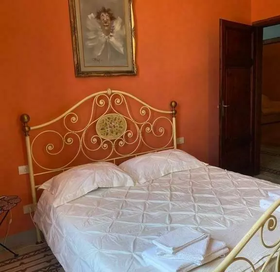 Augusto House