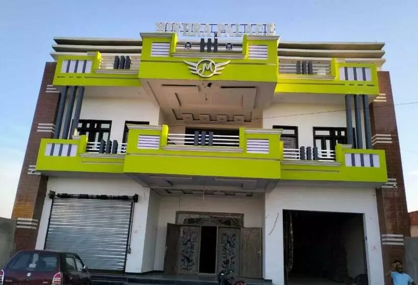 Hotelli Mishra Palace By Wb Inn