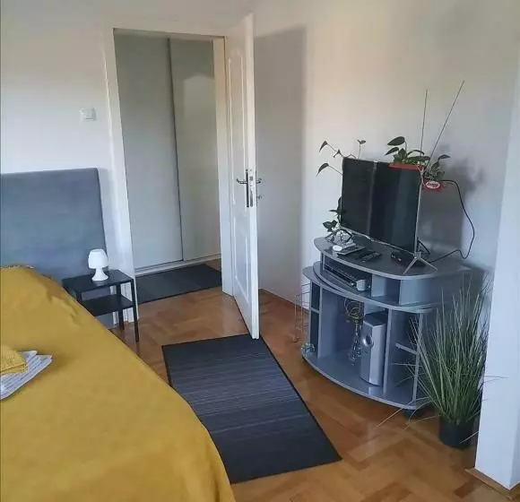 W Apartman