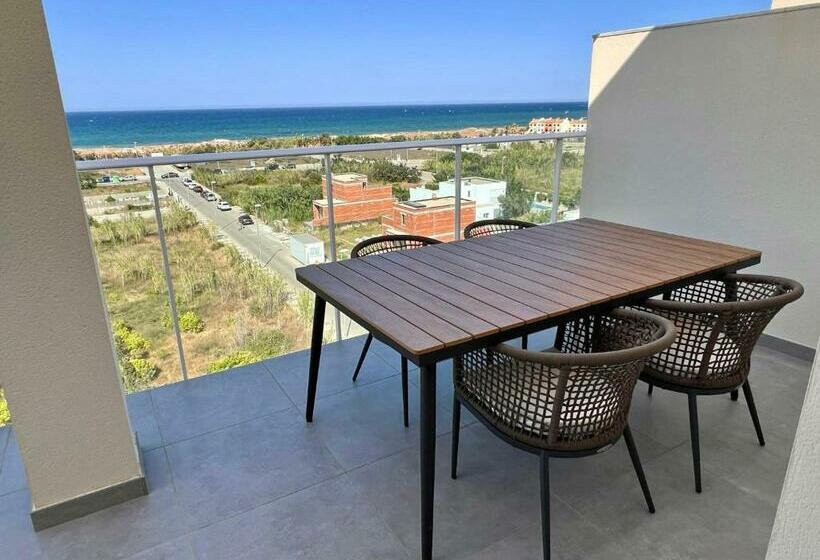 Beautiful Penthouse With Pool And Wonderful Beach View