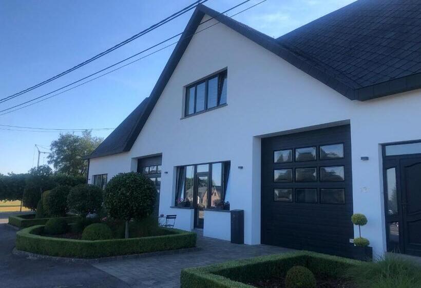 تختخواب و صبحانه La Villa Bastogne Chambre D Hôtes 1