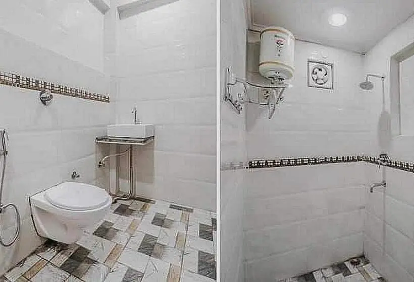 Hotelli O Vivaan Residency