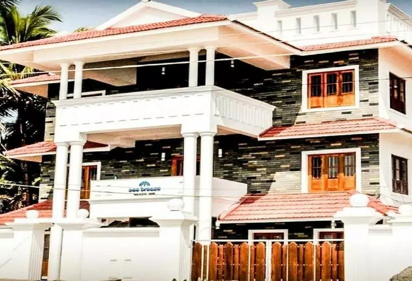 ホテル Sea Breeze Beach Inn