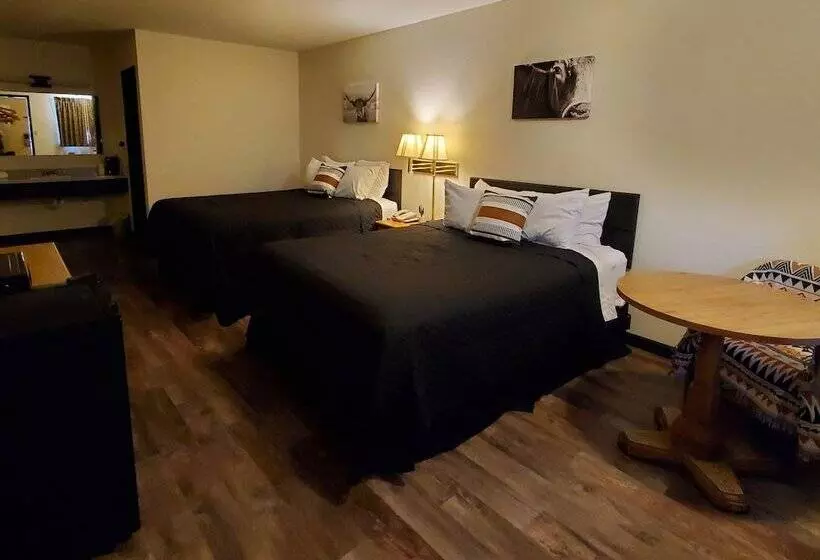 Motelli Cactus Inn & Suites