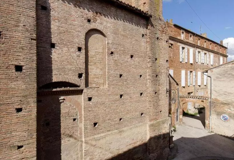 Majatalo Chambre Griffoul   Hypercentre   Gaillac