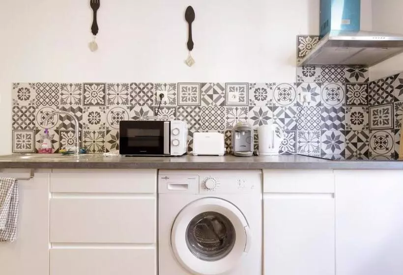 Majatalo Chambre Griffoul   Hypercentre   Gaillac