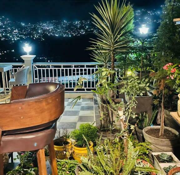 Resort House Of Lights