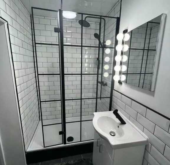 Amani Apartments   Glasgow City Centre