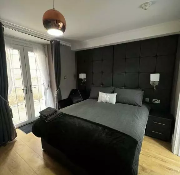 Amani Apartments   Glasgow City Centre