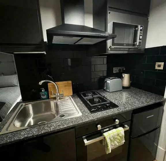 Amani Apartments   Glasgow City Centre