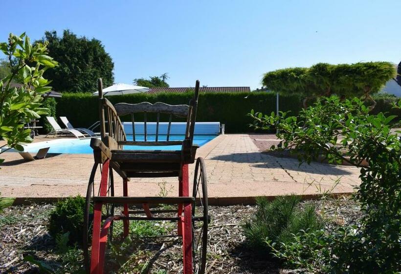 Nocleg ze śniadaniem Chambre D Hôtes Le Clos Des Lilas