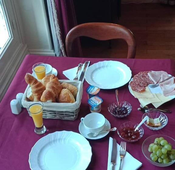 민박 Chateau Maleplane