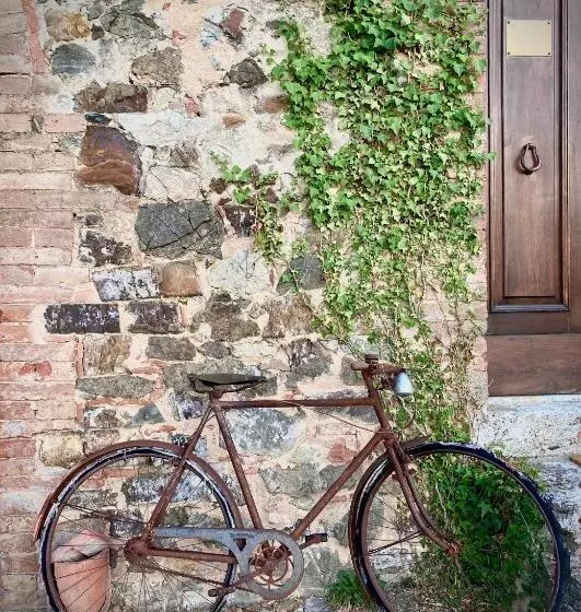 ホテル Agriturismo Podere Casella