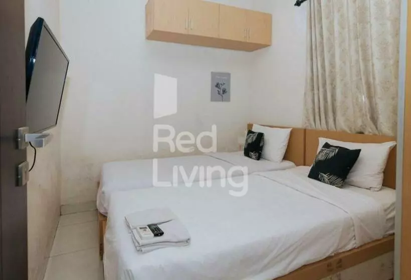 Hotelli Columbus Residence J10 Near Rsud Karawang Mitra Reddoorz