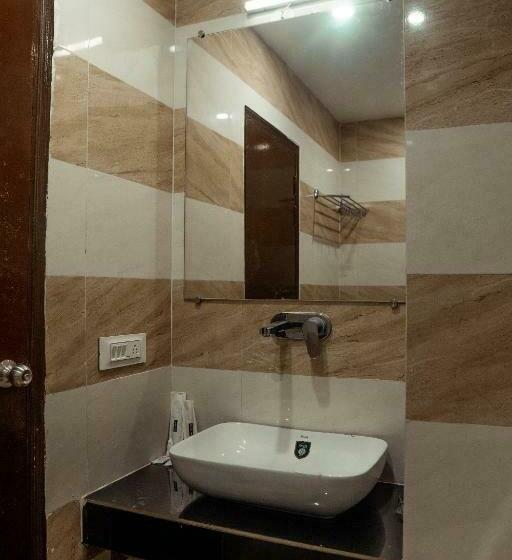 בית מלון כפרי Ekaant   Near Badidhar Temple