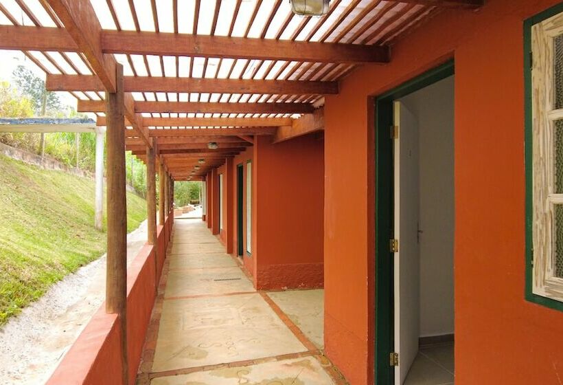 ペンション Pousada Vale Dos Jacus