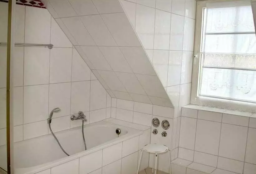 Schöne Ferienwohnung Im Ostseebad Boltenhagen
