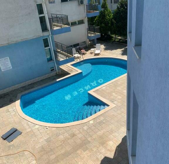 комплекс “одисей” несебър