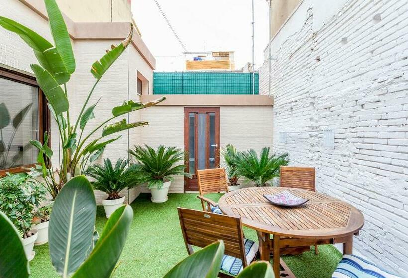 Casa Espectacular De Diseño Con Jardin Interior