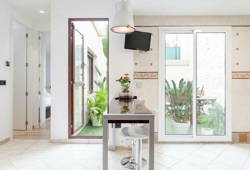 Casa Espectacular De Diseño Con Jardin Interior