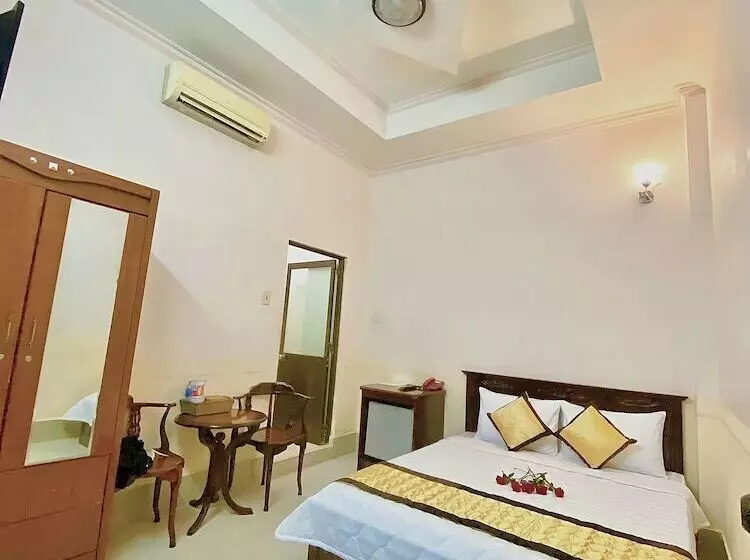 Nama Hotel   Ninh Kieu Center