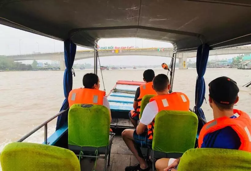 Nama Hotel   Ninh Kieu Center