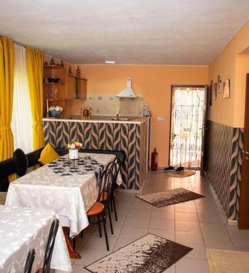 پانسیون Cabana Ancuța