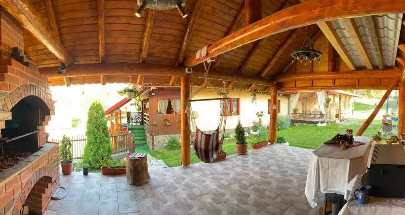 ペンション Cabana Ancuța