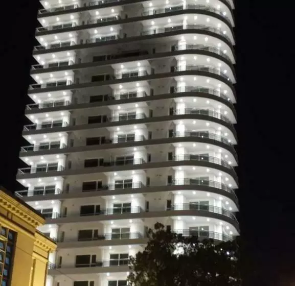 Portal Del Norte/ 8a