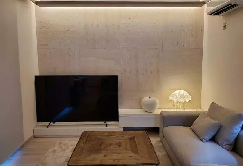 オザッキー大室高原９丁目