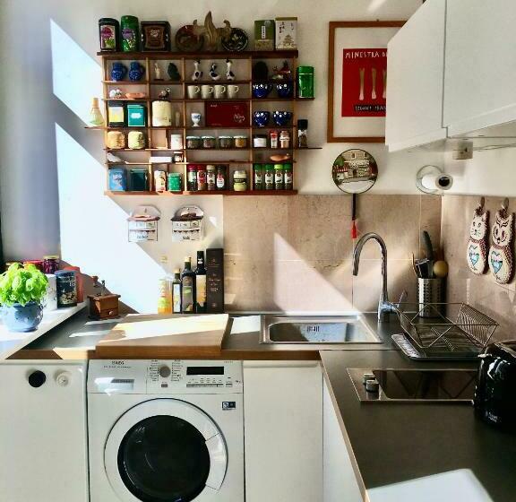 2 Zimmer Apartment Monbijou Am Hackeschen Markt