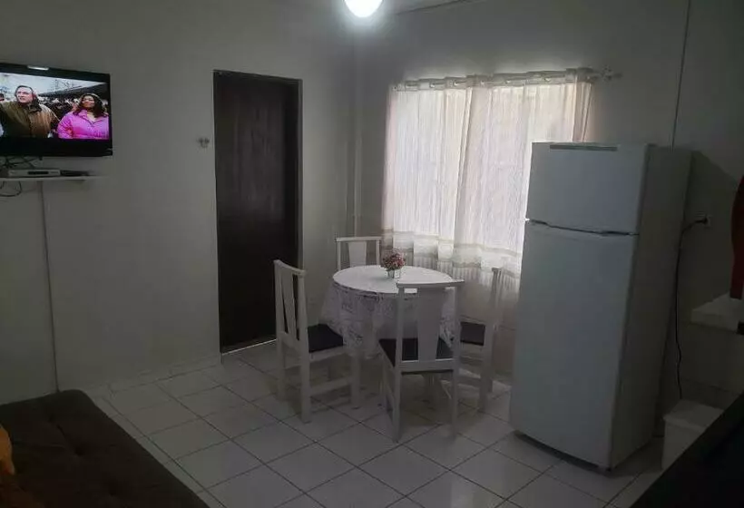 Apto 1 Quarto, Centro De Bombinhas, 130 Metros Da Praia