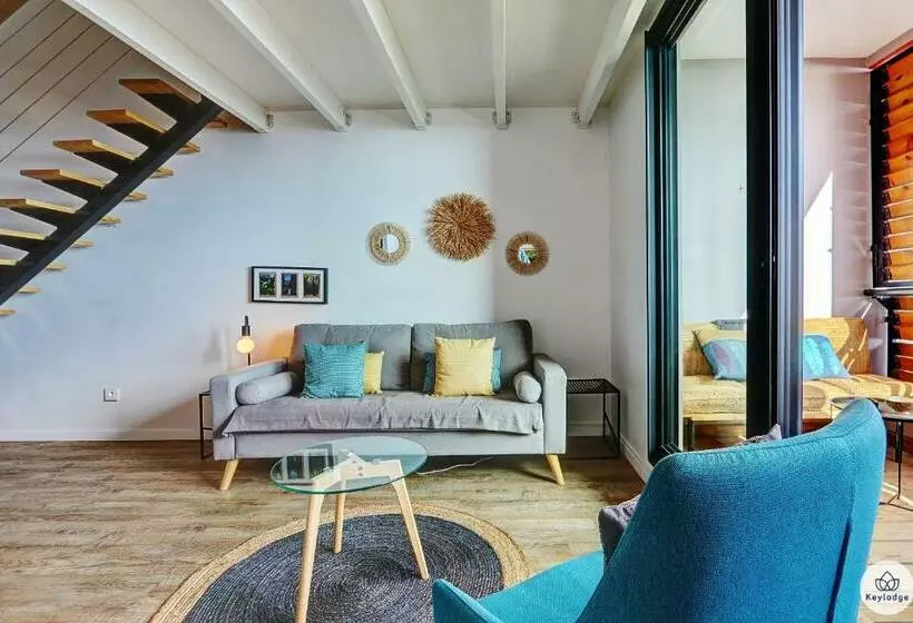 Cœur Soleil  Vue Mer Dégagée   T3   50m2   Les Avirons