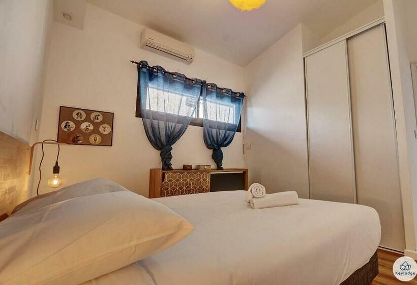 Cœur Soleil  Vue Mer Dégagée   T3   50m2   Les Avirons