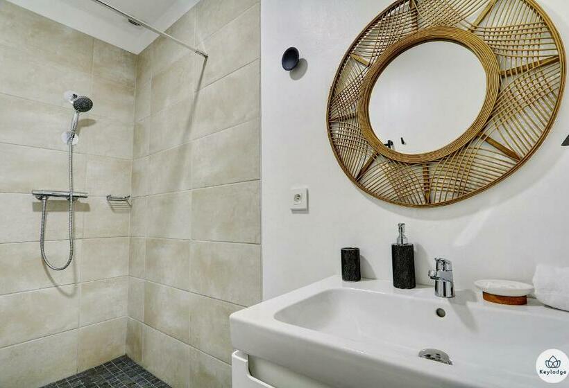 Cœur Soleil  Vue Mer Dégagée   T3   50m2   Les Avirons