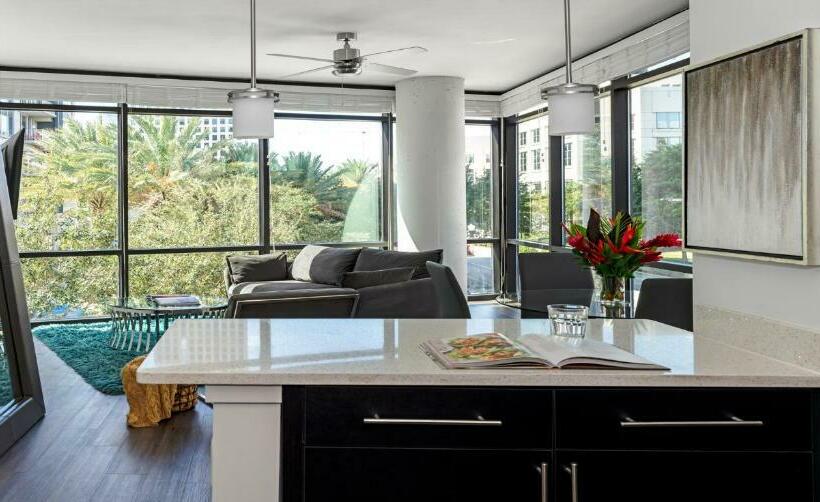 Lake Eola Apartments By Barsala