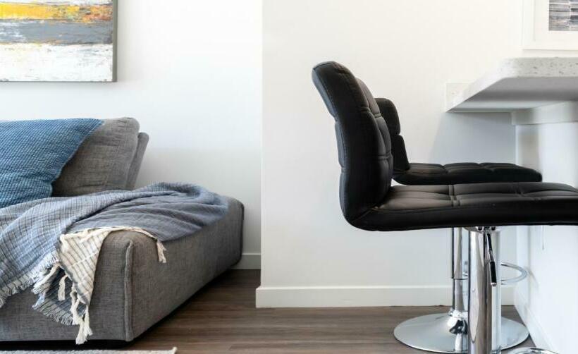 Lake Eola Apartments By Barsala