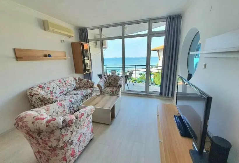Sveti Vlas Marina Beach Apartment   Vega Village