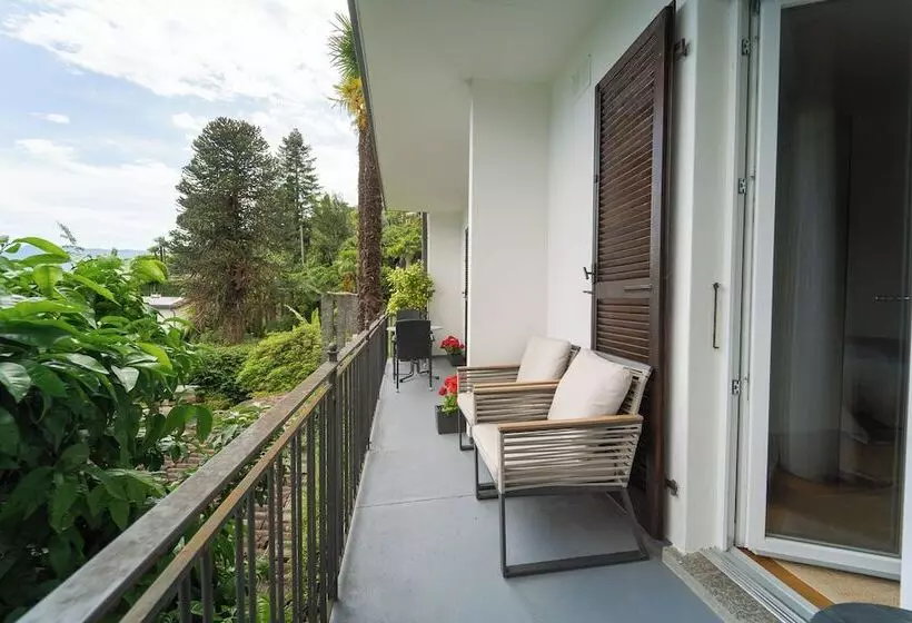 Swiss Blue Residence. Apartment Lake Paradise