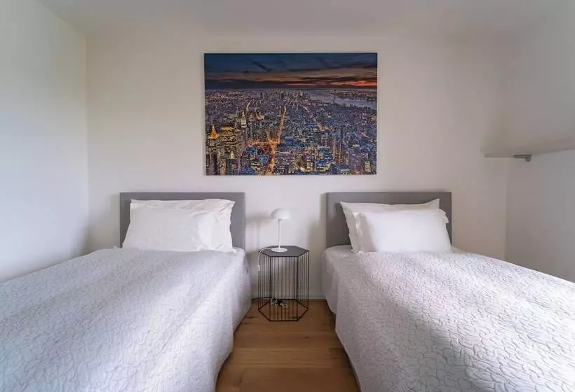 Swiss Blue Residence. Apartment Lake Paradise