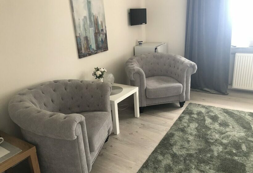 Vandrarhem Gärdebygården