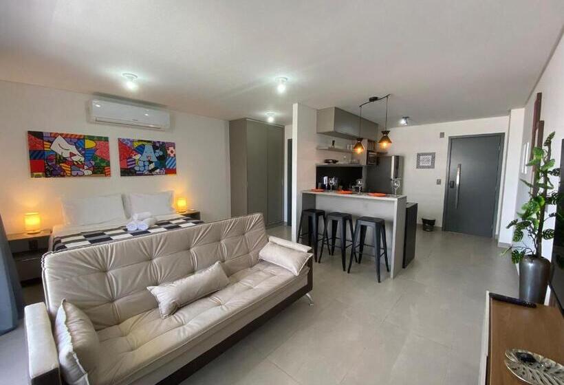 Bela Hospedagem   Design E Conforto No Box 150